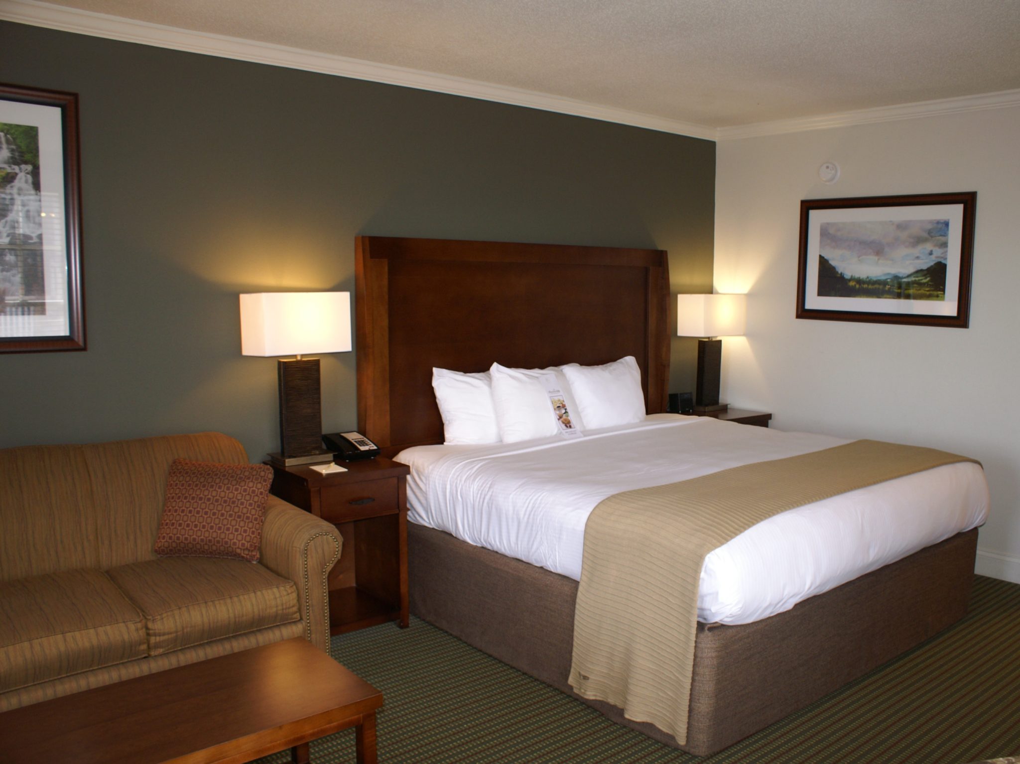 Rooms Types Brasstown Valley Resort & Spa Young Harris, GA